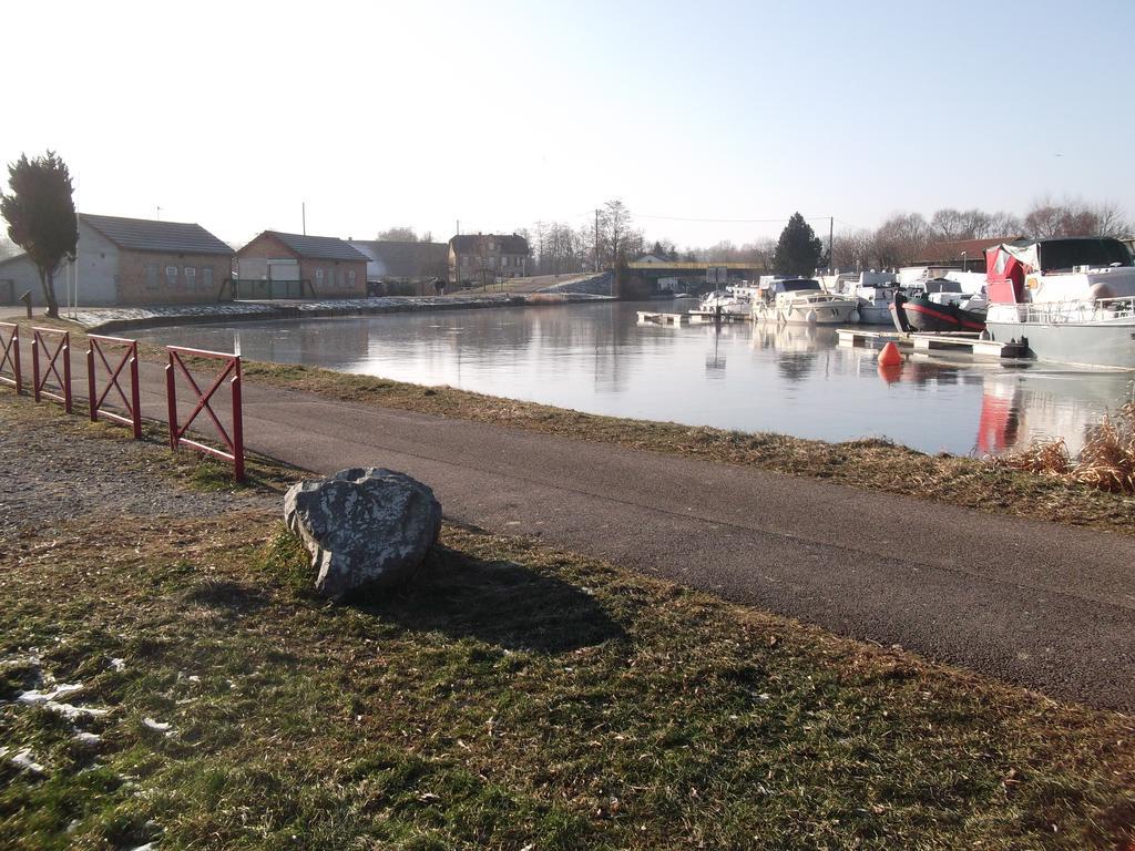 Gite Les Rosiers Traubach-le-Bas Εξωτερικό φωτογραφία